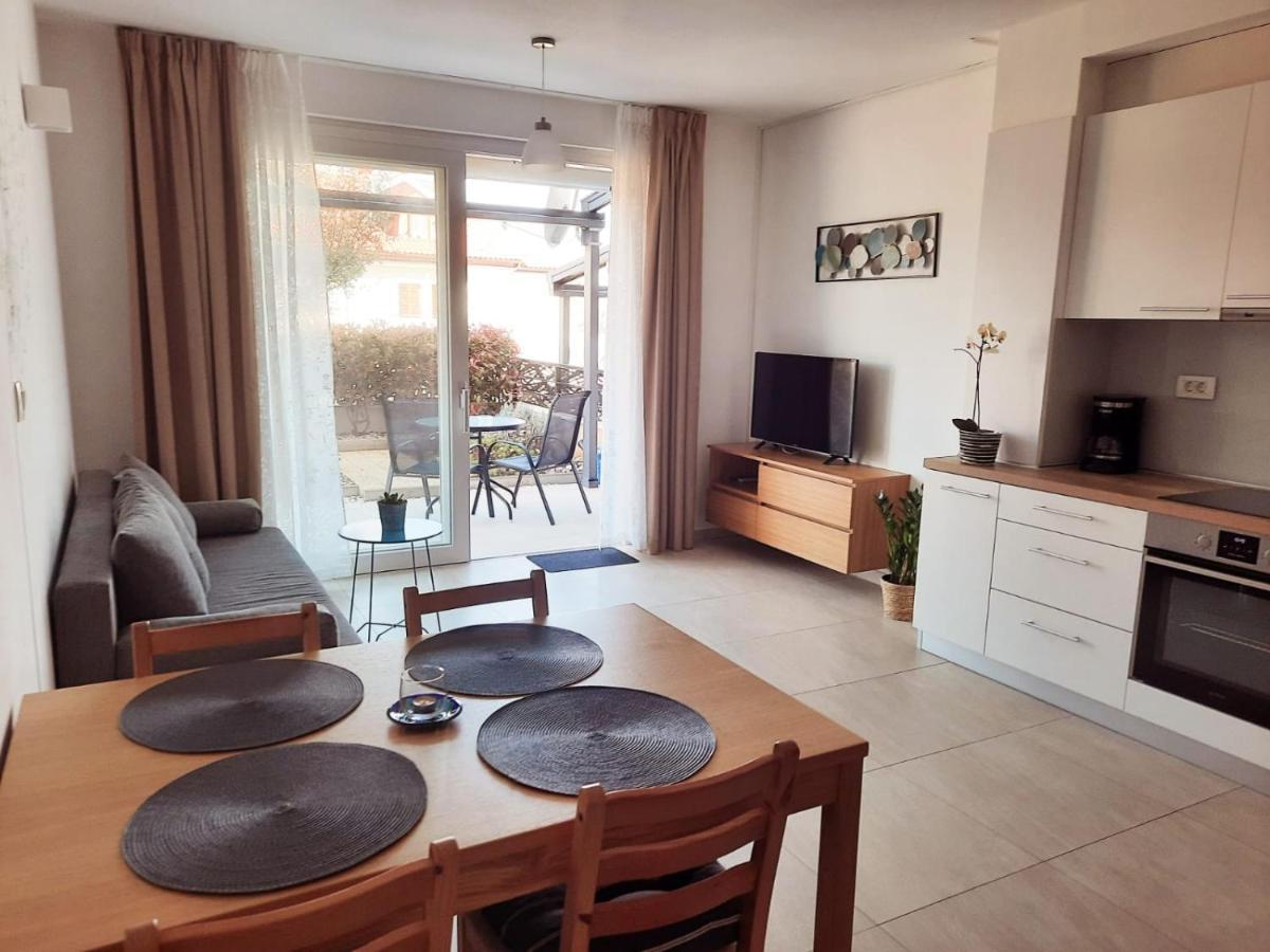 Apartman Madonnina Cres Esterno foto